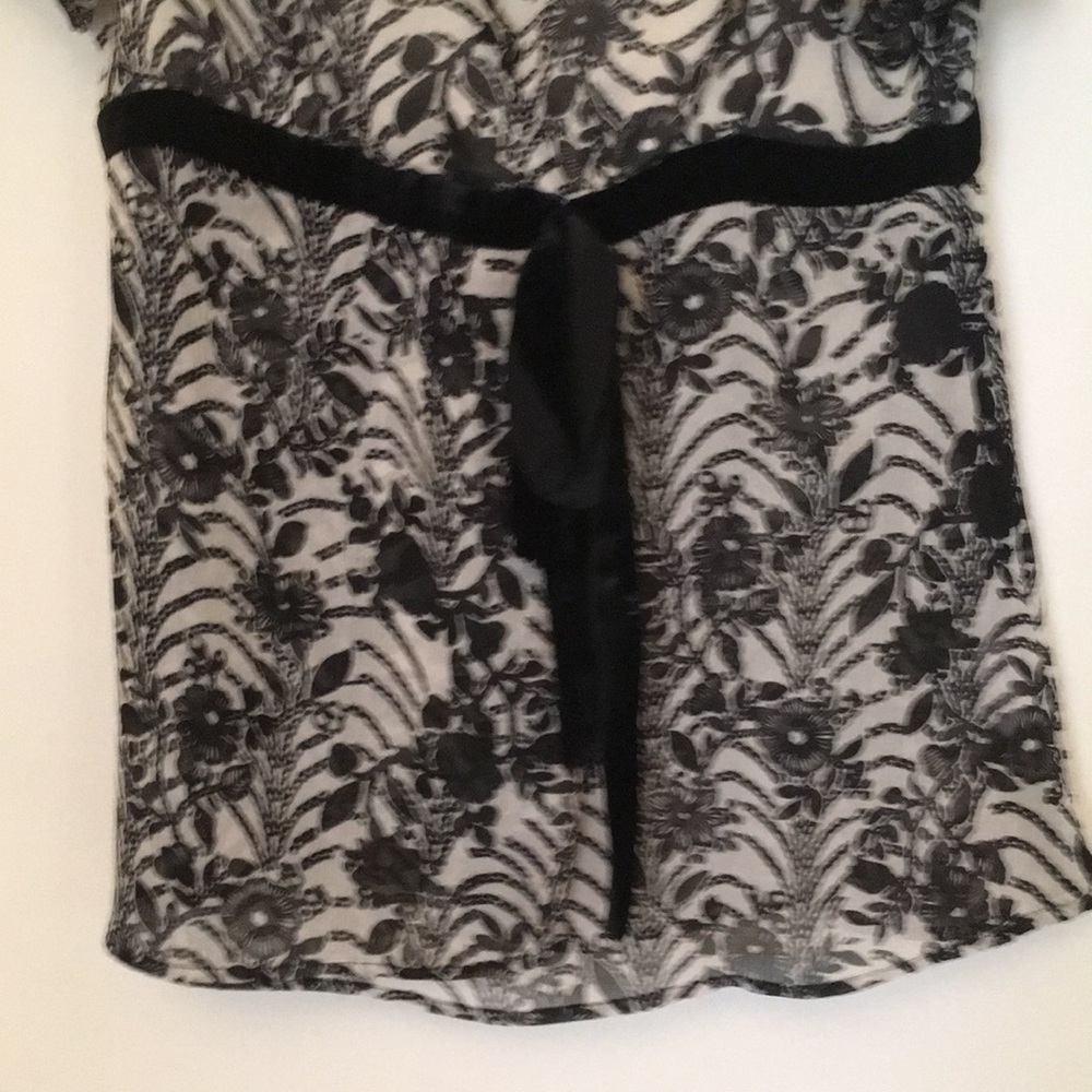 H&M blouse - Picture 3 of 6